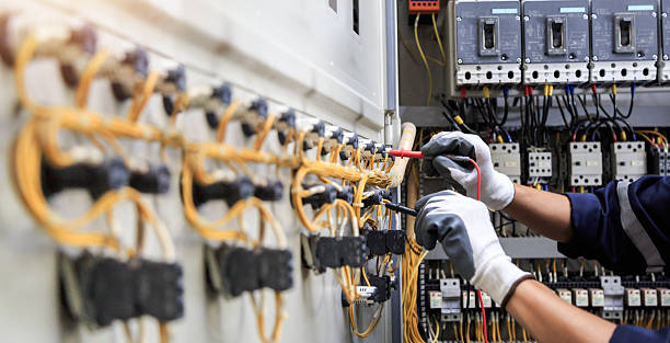 Professional Electrician technician working in St. Paul, VA